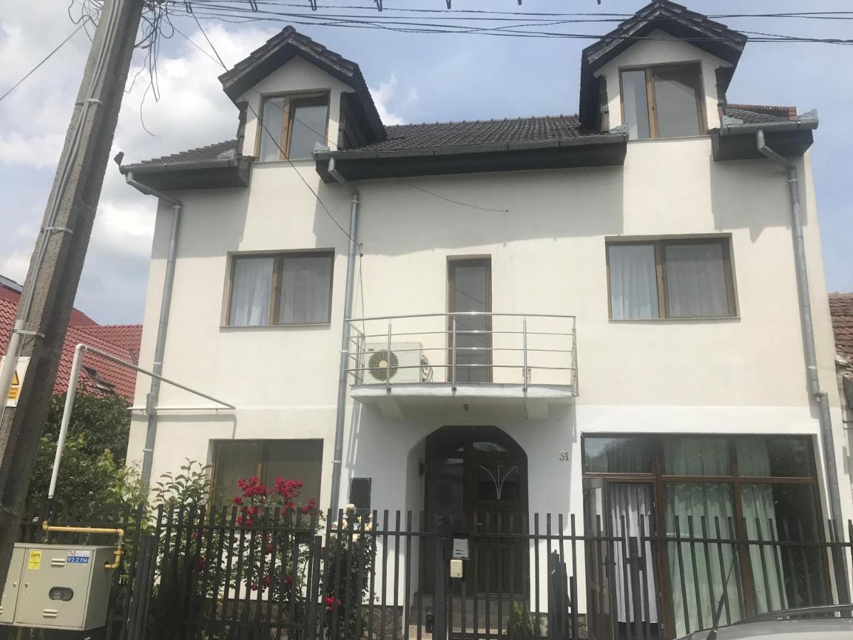 Spacious And Cozy 3Bd+Terrace Couples Apartment Timisoara Luaran gambar